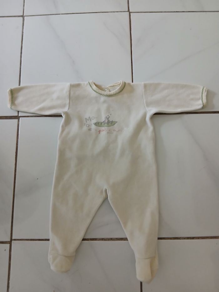 Pyjama 1 piece gsrcon d hiver taille 6 mois marque petit  bateau tres bonne etat - photo numéro 3