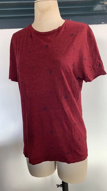 TEE shirt