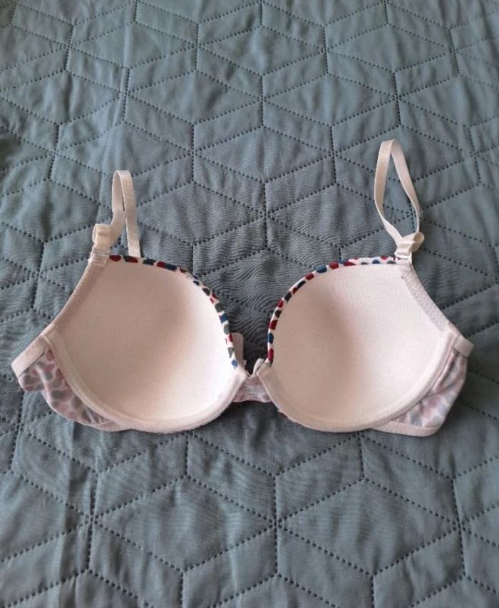 soutien-gorge taille 95 C - photo numéro 8
