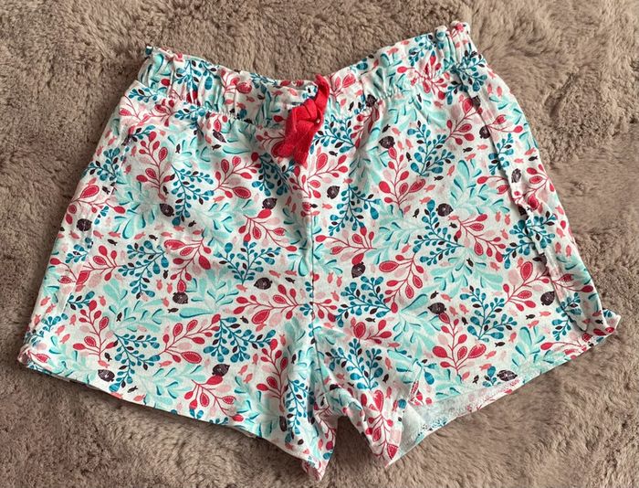 Short fille blanc et bleu