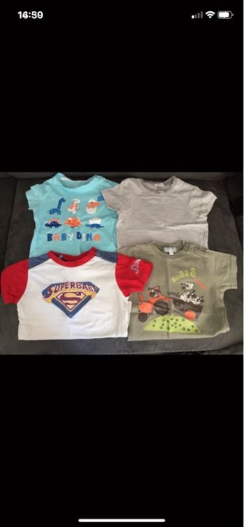 Lot de quatre tee shirt 