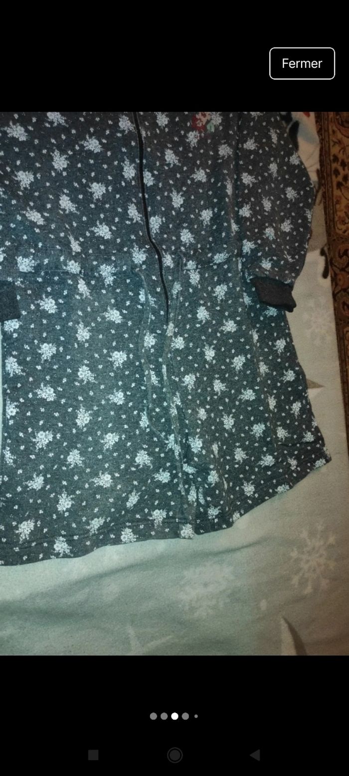 Très belle combishort épais e24 - photo numéro 2