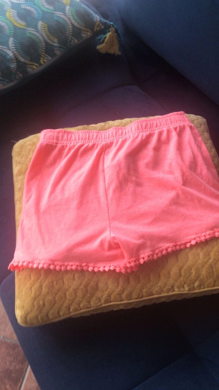 Primark short avec pompom taille 10/11 - photo numéro 5