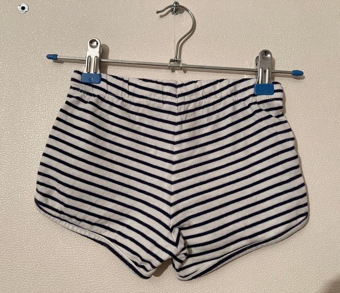 short rayé marine et blanc - photo numéro 3