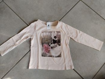 Tee-shirt manches longues C&A, taille 4 ans