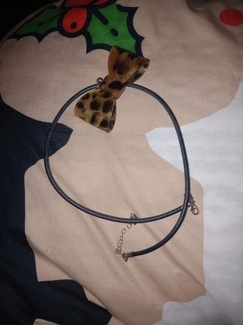 Collier nœud leopard