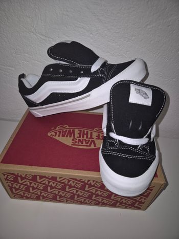 Vans Knu Skool