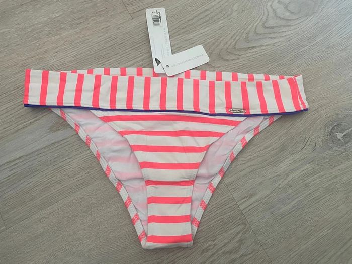 Bas slip maillot de bain Bana moon taille 42 Neuf