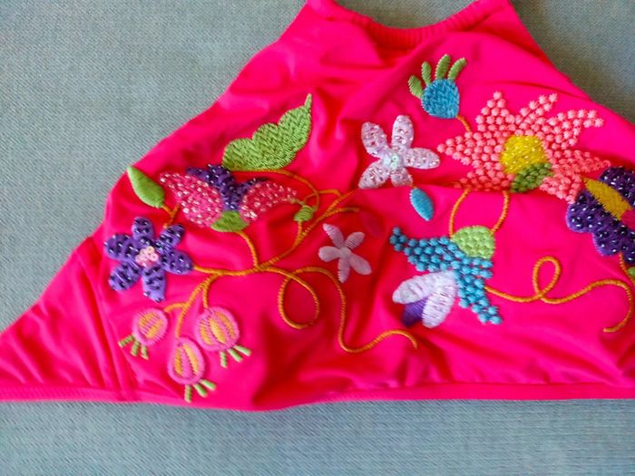 Haut de bikini brodé - Goldenpoint - Taille 80 : équiv. bonnet B/C, 90B FR – Neuf avec étiquette - photo numéro 10