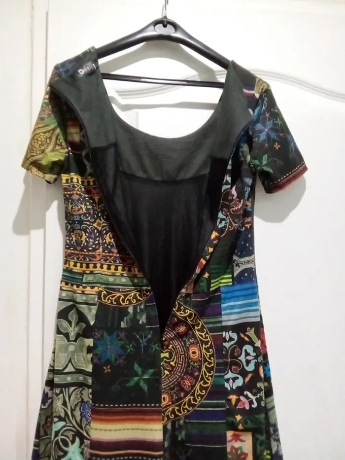 Robe Desigual taille S - photo numéro 3