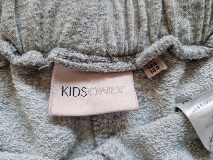 Short fille kids only gris uni 134 140 - photo numéro 2