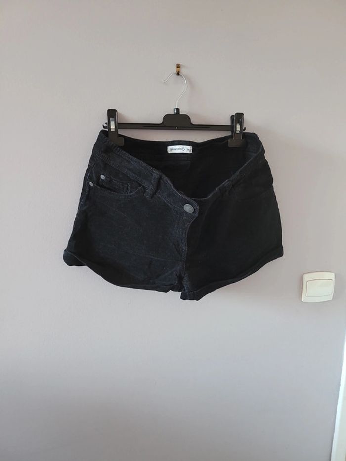 Short velours côtelé taille 38 Women Only