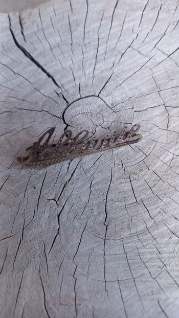 Broche vintage Albanie