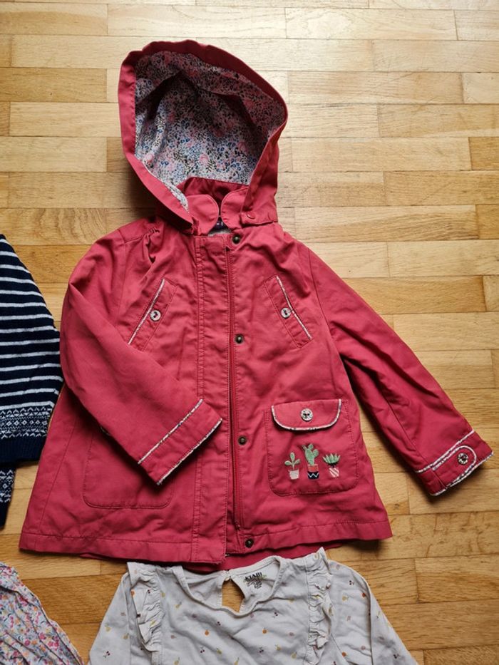 Lot de vêtements taille 2 ans - photo numéro 2