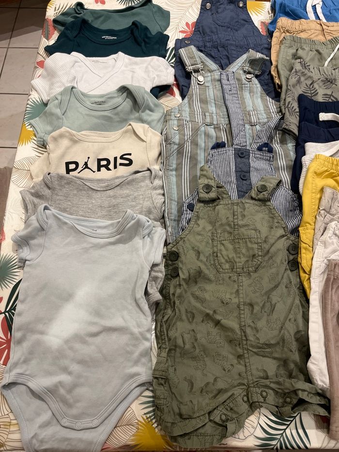Lot de vêtements printemps été garçon 6 mois - photo numéro 2
