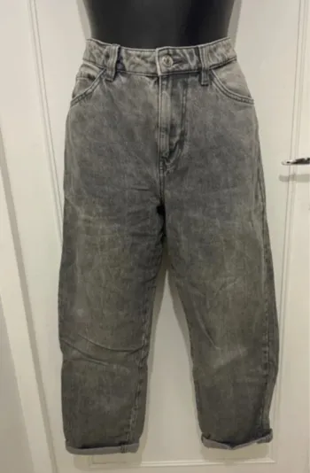 Jean mom noir Jennyfer 38