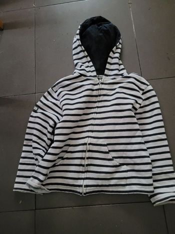 Sweat à capuche les trois mâts 12 ans