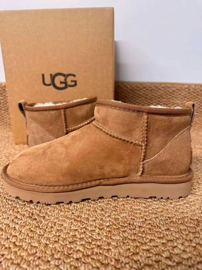 Ugg Classic Ultra Mini Boot taille 38 - photo numéro 3