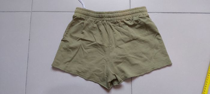 Short M - photo numéro 5
