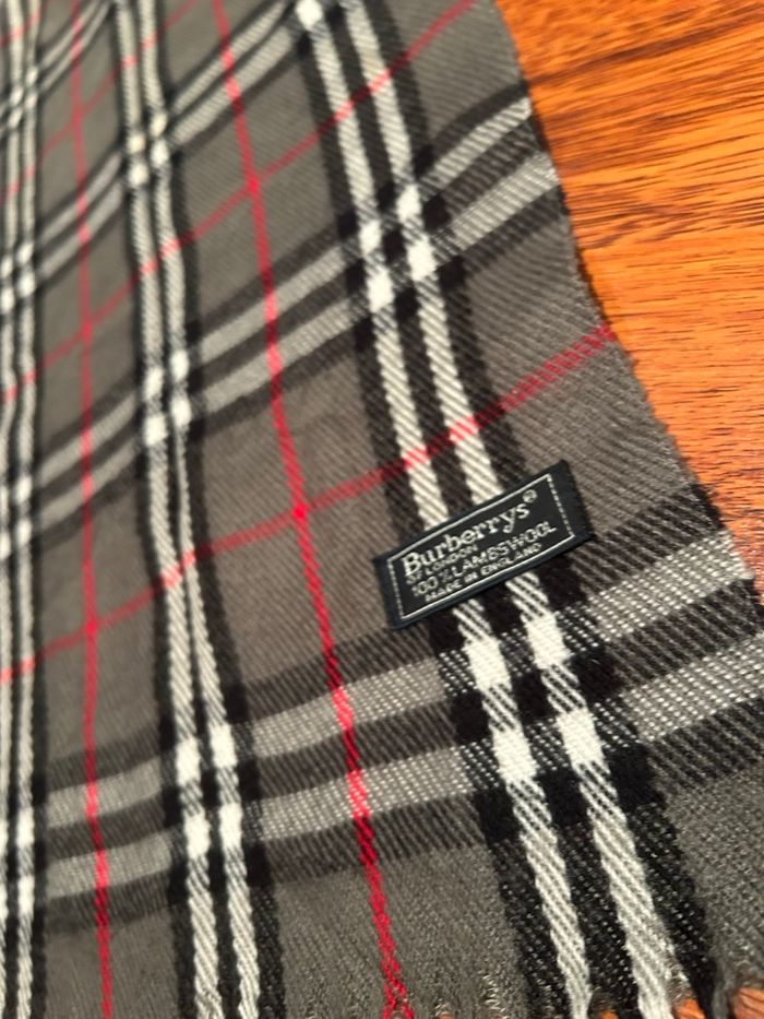 Écharpe Burberry - photo numéro 3