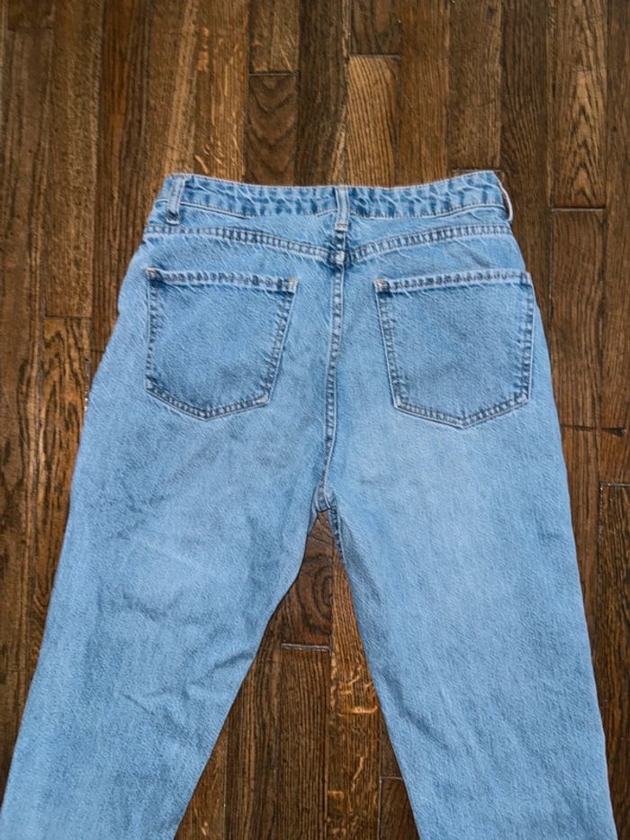 Jeans bershka Taille 36 - photo numéro 4