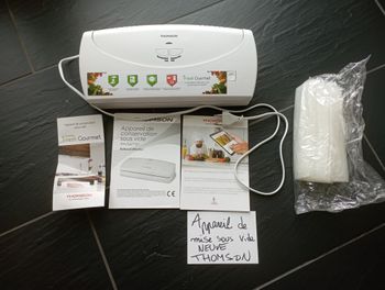 Appareil de conservation sous vide Thomson Neuf