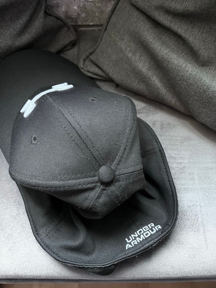 Casquette under Armour noir et blanche - photo numéro 5