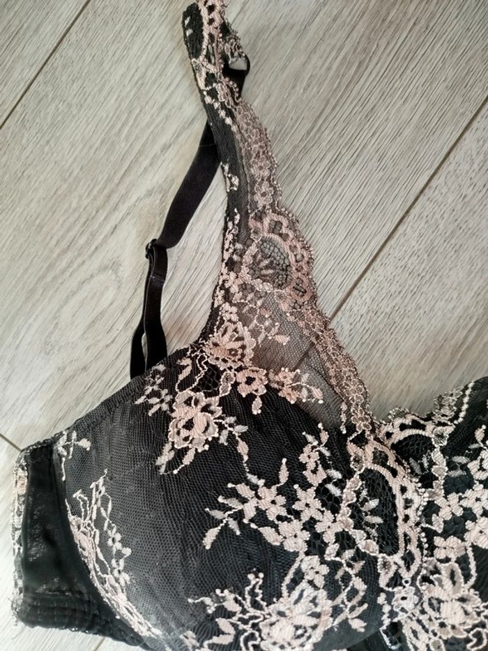 Soutien-gorge  Etam 90 D noir et rose - photo numéro 2