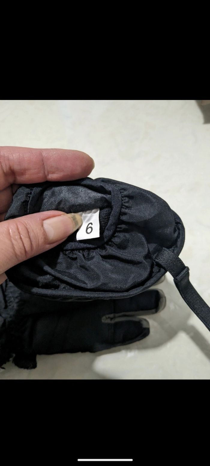 Paire de gants de Ski . Taille 14/16 ans - photo numéro 6