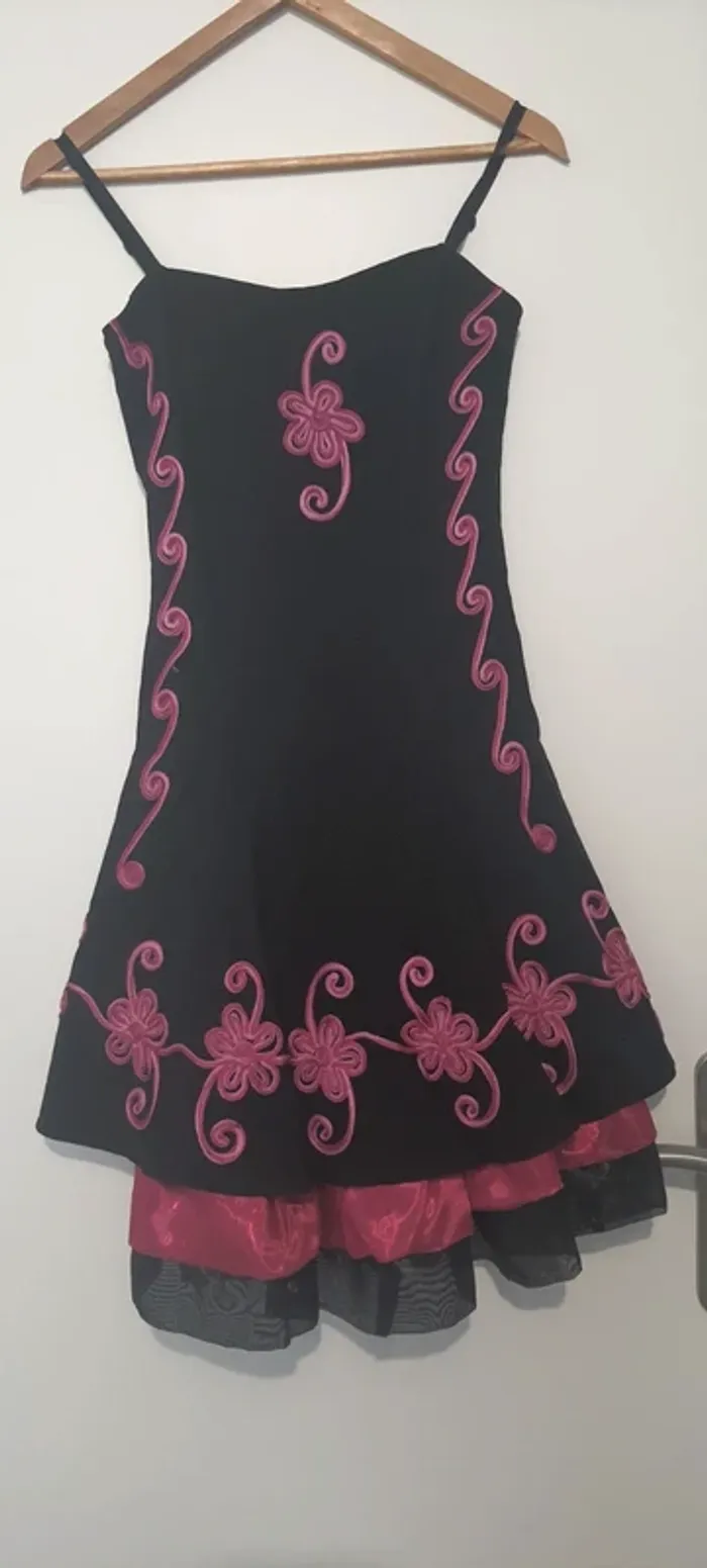 Robe très belle qualité