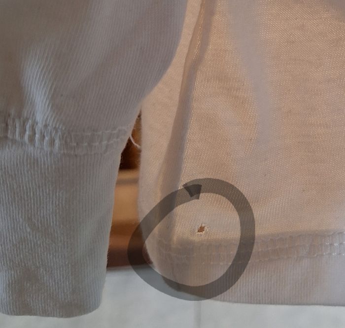 Polo blanc à manches longues zippé au cou - photo numéro 6