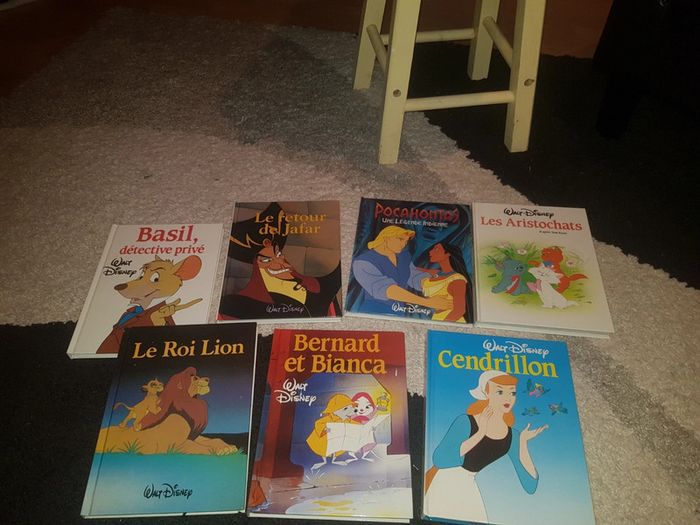 Lot livres disney années 90