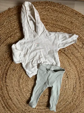 Ensemble 2 pièces 12 mois tbe Kiabi sweat legging