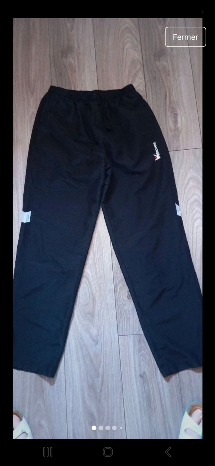 Bas  de Survetement  T XL " MACRON " NEUF