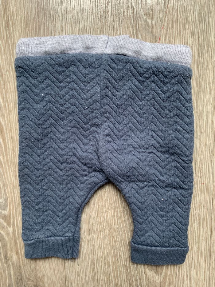 3 pantalon 3 mois - photo numéro 7