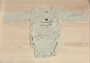 Bodies 3 mois x2