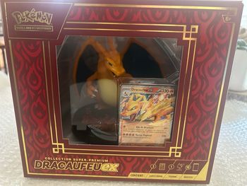 Coffret premium Dracaufeu avec figurine