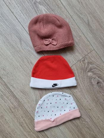 Lot bonnets + moufles