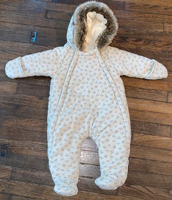 combinaison velour Bout'chou bien chaude, encore en magasin 9 mois