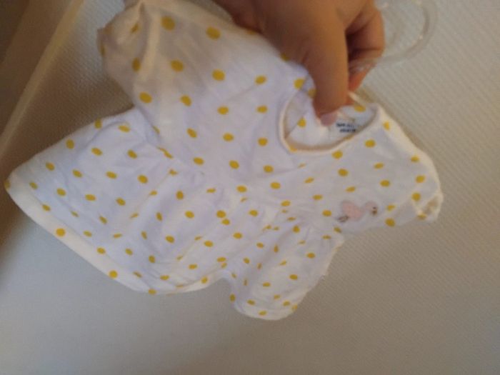 Techerts manches courtes fille 6mois - photo numéro 4