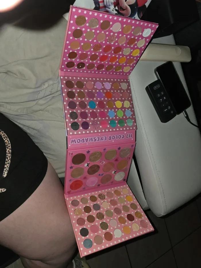 Palette maquillage - photo numéro 4