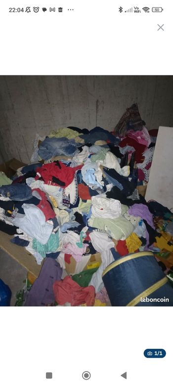 Vends vêtements plus jouet bebe 