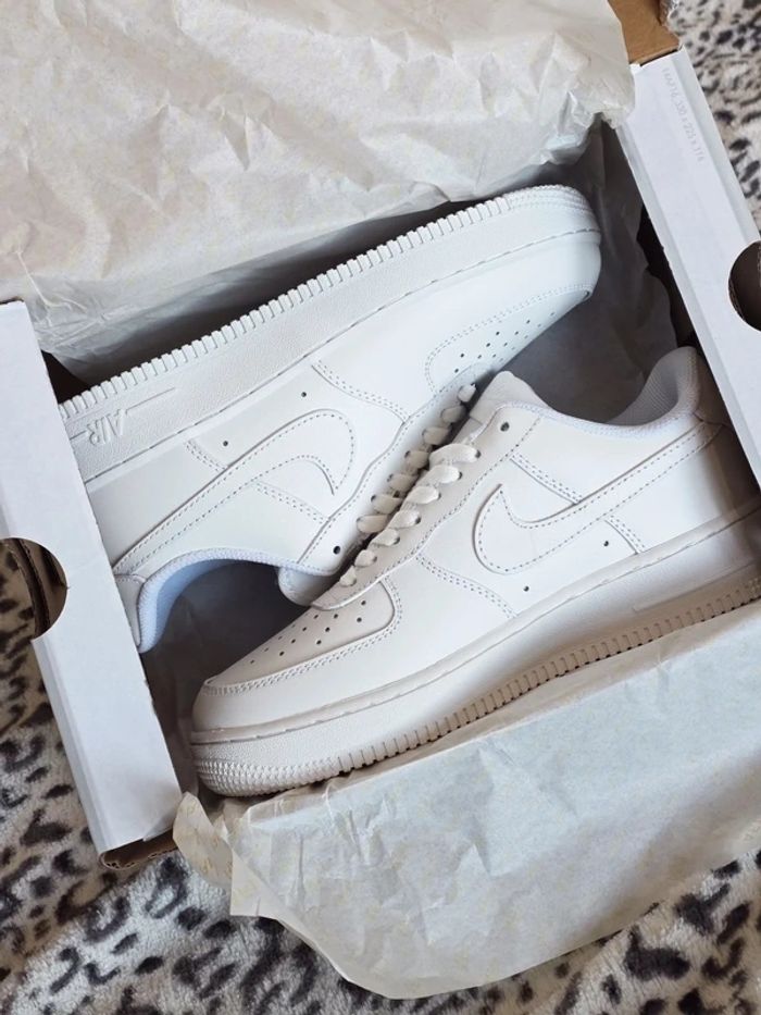 Nike Air force 1 Taille 42 - photo numéro 2