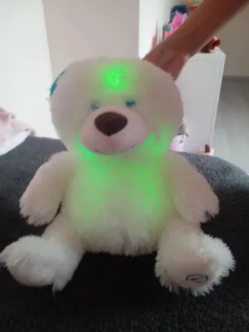 Ours lumineux et musical