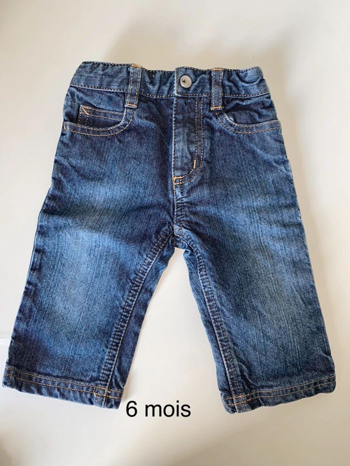 Jean 6 mois