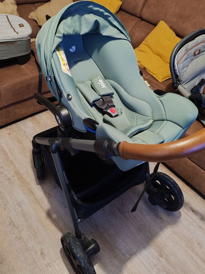 Trio poussette joie + base ISOFIX - photo numéro 2