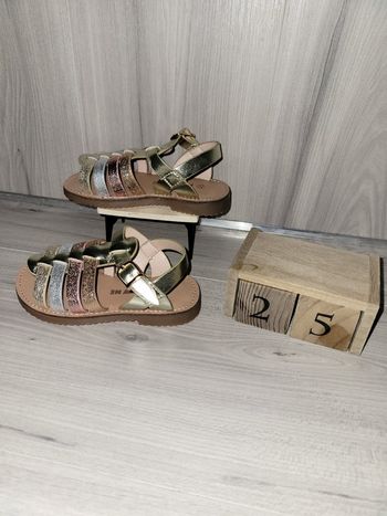 Sandale fille neuve