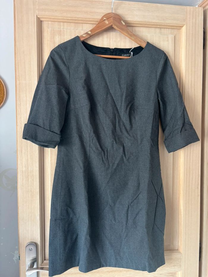 Robe Caroll taille 40