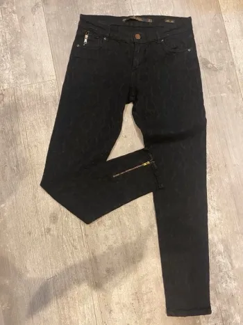 Pantalon Zara
