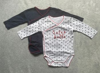Lot de 2 body’s fille, 3 mois